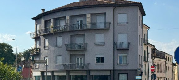 4 bedrooms Apartment in Vicenza, Italy No. 341362 15