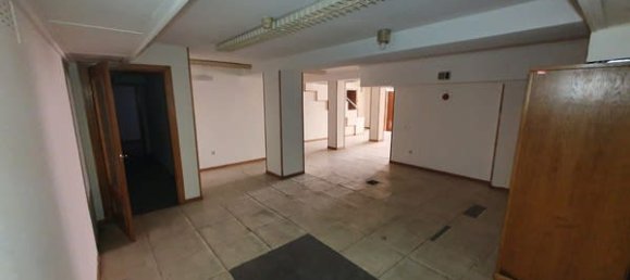 Gewerbliche Immobilie in Segovia, Spain 542m², Nr. 105892 5