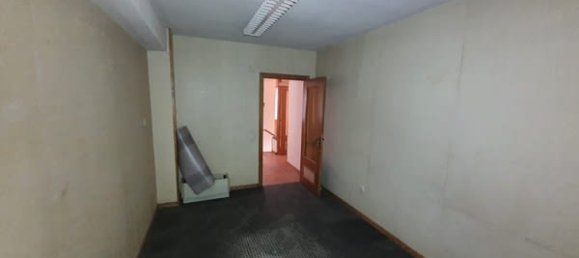 Gewerbliche Immobilie in Segovia, Spain 542m², Nr. 105892 8