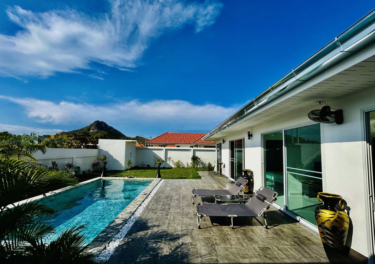 2 bedrooms Villa in Hua Hin, Thailand No. 68056