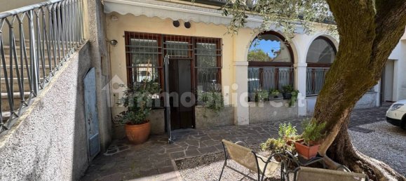 1 Schlafzimmer Wohnung in Salò, Italy, Nr. 302355 10