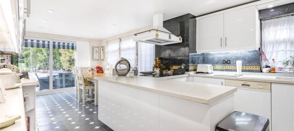 4 Schlafzimmer Haus in Hadley Wood, United Kingdom, Nr. 6593 30