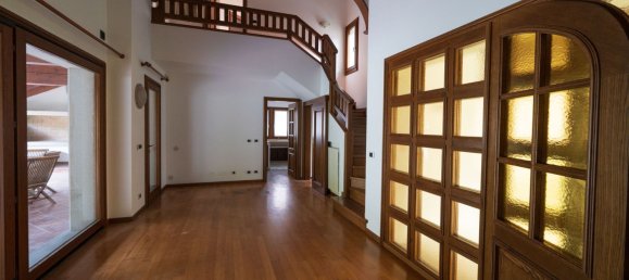 14 غرف نوم فيلا في Udine, Italy رقم 375995 13