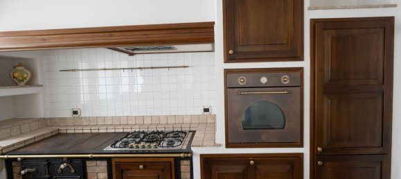 14 غرف نوم فيلا في Udine, Italy رقم 375995 17