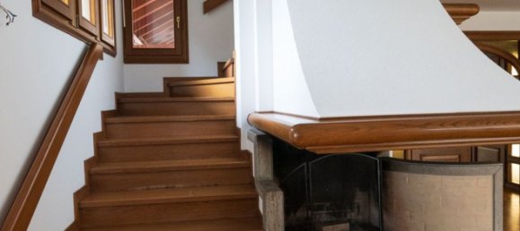 14 غرف نوم فيلا في Udine, Italy رقم 375995 26