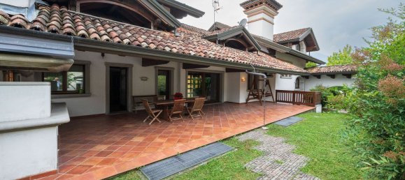 14 غرف نوم فيلا في Udine, Italy رقم 375995 3