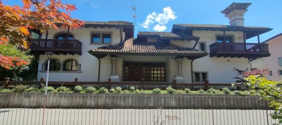 14 غرف نوم فيلا في Udine, Italy رقم 375995 2