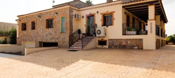 Вилла с 4 спальнями в Бигастро, Испания № 176621 3