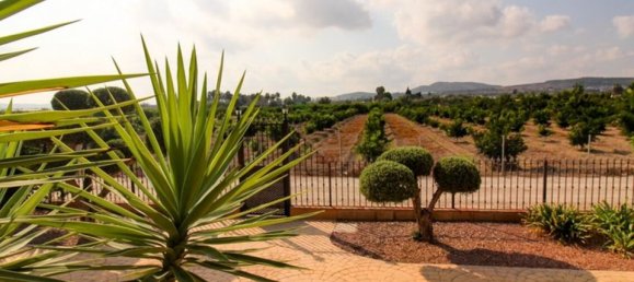 Вилла с 4 спальнями в Бигастро, Испания № 176621 4