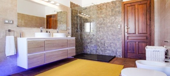 Вилла с 4 спальнями в Бигастро, Испания № 176621 22