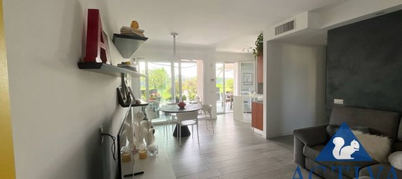 3 Schlafzimmer Wohnung in Olgiate Olona, Italy, Nr. 361319 13