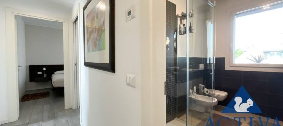 3 Schlafzimmer Wohnung in Olgiate Olona, Italy, Nr. 361319 43