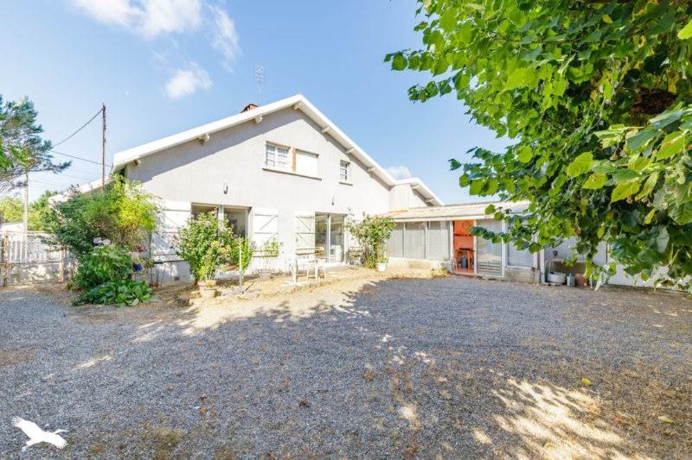 3 bedrooms House in Le Pechereau, France No. 287556