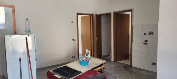 2 rooms Apartment in Tivoli, Italy No. 17368 5