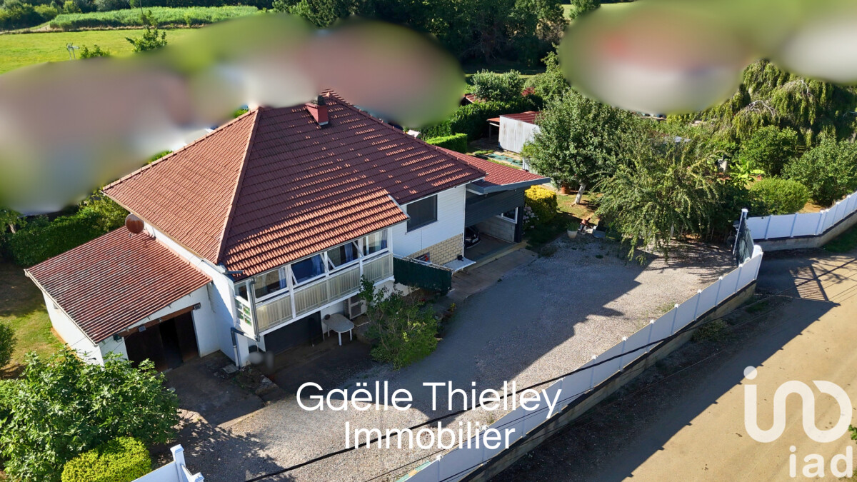 3 Schlafzimmer Haus in Saint-Vit, France, Nr. 340993