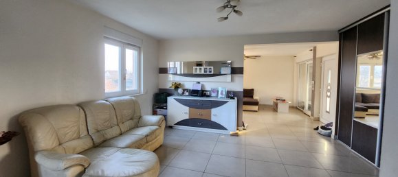 4 Schlafzimmer Haus in Wittelsheim, France, Nr. 49111 2