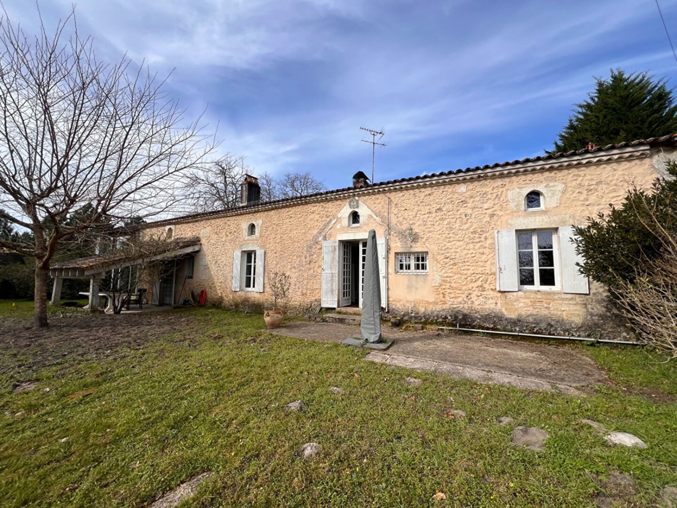 4 Schlafzimmer Haus in Langon, France, Nr. 104107