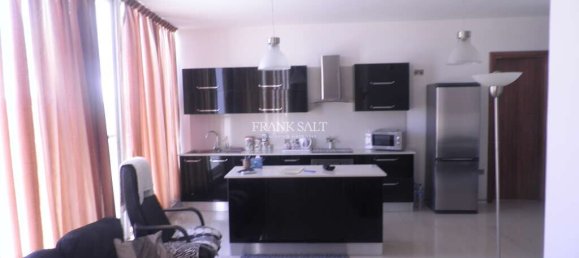 Ático de 2 dormitorios en Saint Paul's Bay, Malta No. 4152 2