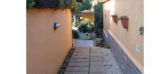 Villa de 3 habitaciónes en Ardea, Italy No. 300725 3