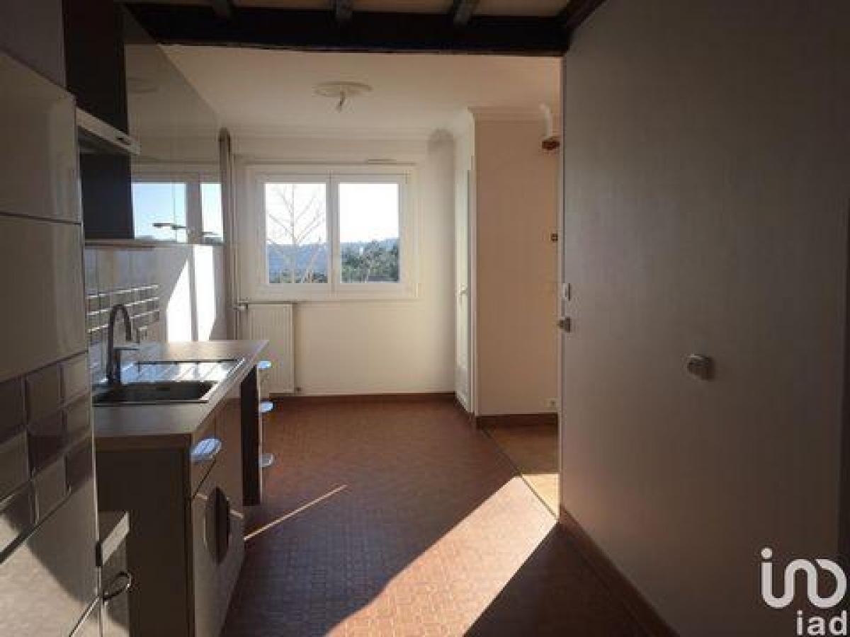 2 bedrooms Condo in Tours, France No. 5925