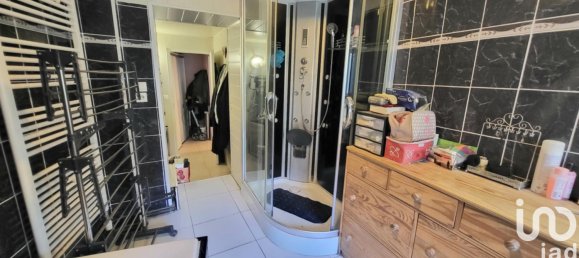 3 bedrooms House in Tourcoing, France No. 346026 8