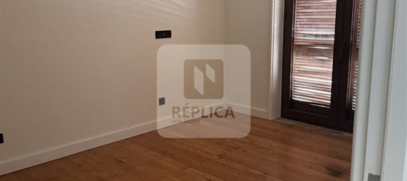 Casa de 4 dormitorios en Vila Nova de Gaia, Portugal No. 143726 10