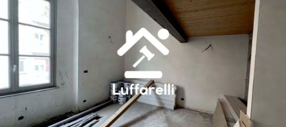 3-Zimmer Wohnung in Turin, Italy, Nr. 47248 2