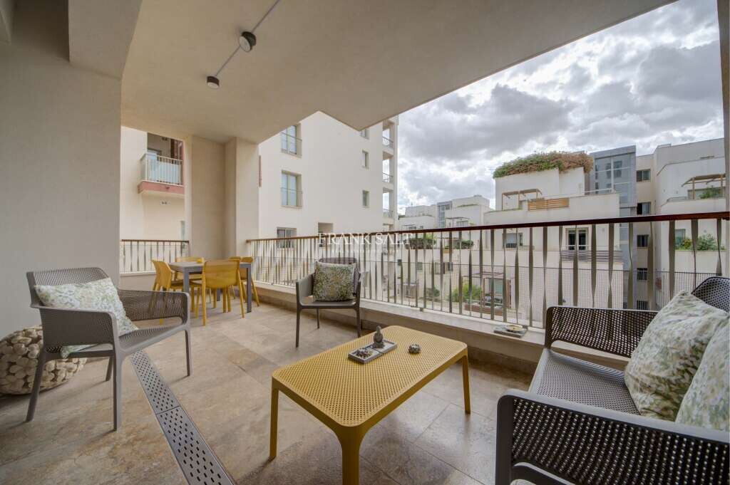 Apartamento T3 em Sliema, Malta N.º 9649