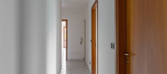 3 bedrooms Villa in Argelato, Italy No. 358884 15