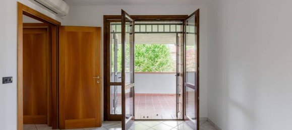 3 bedrooms Villa in Argelato, Italy No. 358884 23