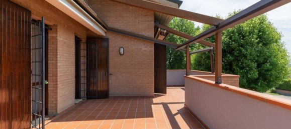 3 bedrooms Villa in Argelato, Italy No. 358884 4