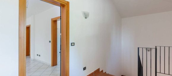 3 bedrooms Villa in Argelato, Italy No. 358884 10