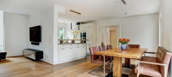 3 Schlafzimmer Haus in München, Germany, Nr. 225794 2