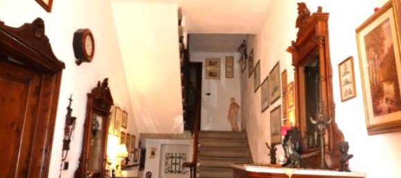 6 rooms House in Montevarchi, Italy No. 230325 9