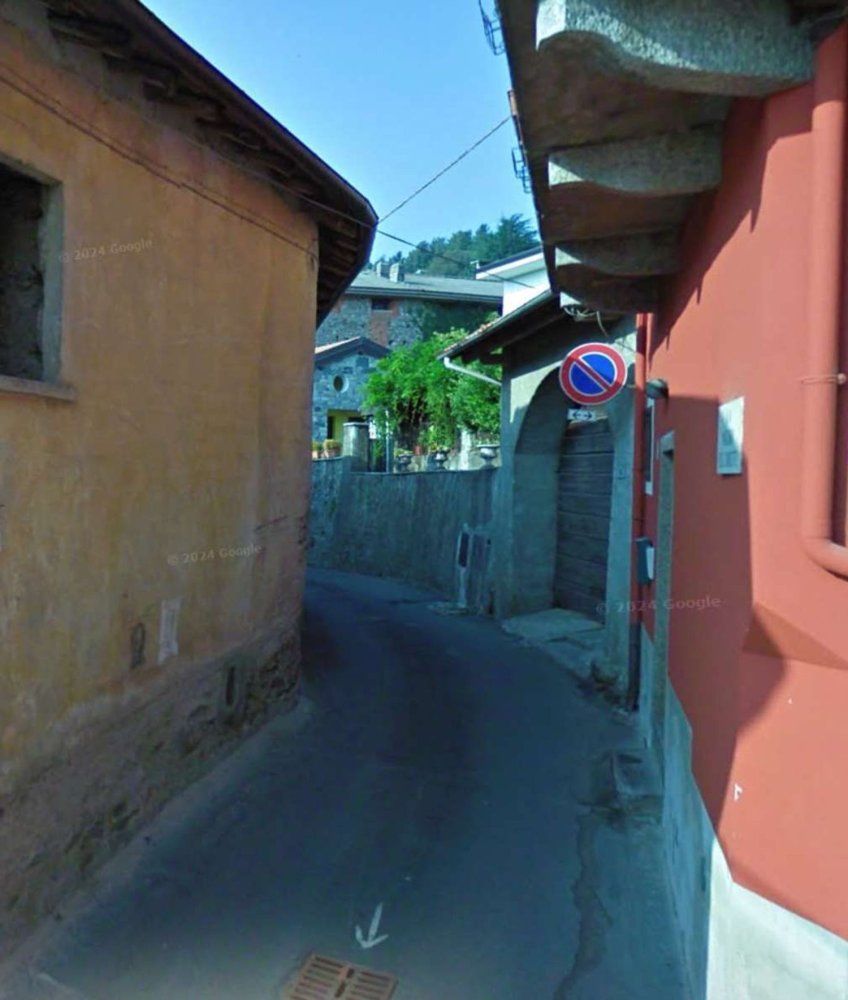 4 rooms Apartment in Arona, Italy No. 1915