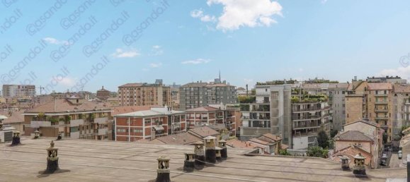 2 bedrooms Apartment in Milan, Italy No. 266770 17