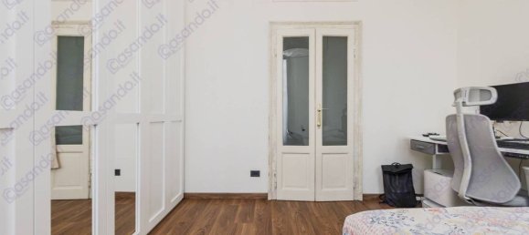 2 bedrooms Apartment in Milan, Italy No. 266770 27