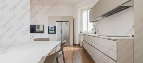 2 bedrooms Apartment in Milan, Italy No. 266770 10