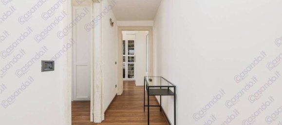 2 bedrooms Apartment in Milan, Italy No. 266770 25