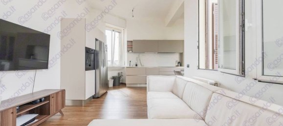 2 bedrooms Apartment in Milan, Italy No. 266770 4