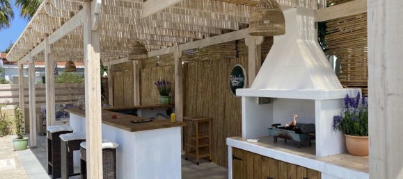 Bungalow de 3 dormitorios en Meneou, Cyprus No. 36026 9