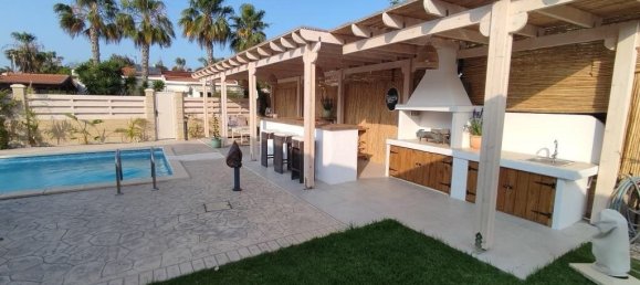 Bungalow de 3 dormitorios en Meneou, Cyprus No. 36026 20