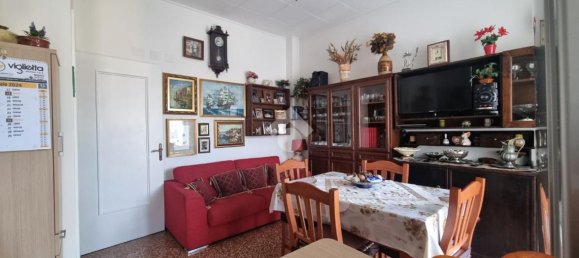 Apartamento de 3 habitaciónes en Genoa, Italy No. 234752 8