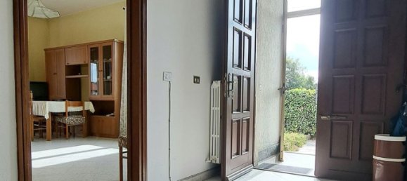 7-salle Villa à Olgiate Comasco, Italy No. 69531 21