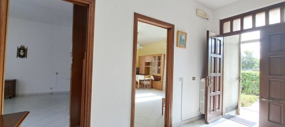 7-salle Villa à Olgiate Comasco, Italy No. 69531 23