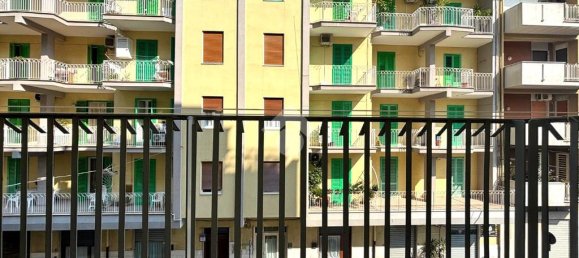 2 bedrooms Apartment in Molfetta, Italy No. 309868 5