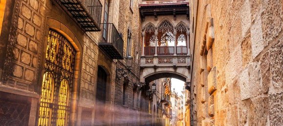 10 غرف نوم بناية في Ciutat Vella, Spain رقم 127086 27