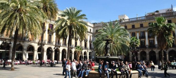 10 غرف نوم بناية في Ciutat Vella, Spain رقم 127086 19