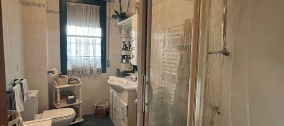 5 rooms Apartment in Pietrasanta, Italy No. 141262 17