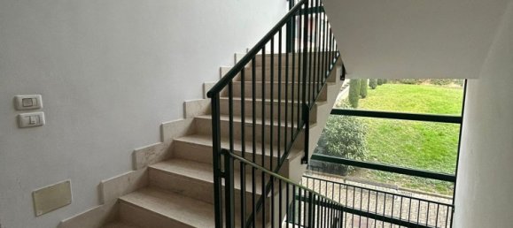 5 rooms Apartment in Pietrasanta, Italy No. 141262 19